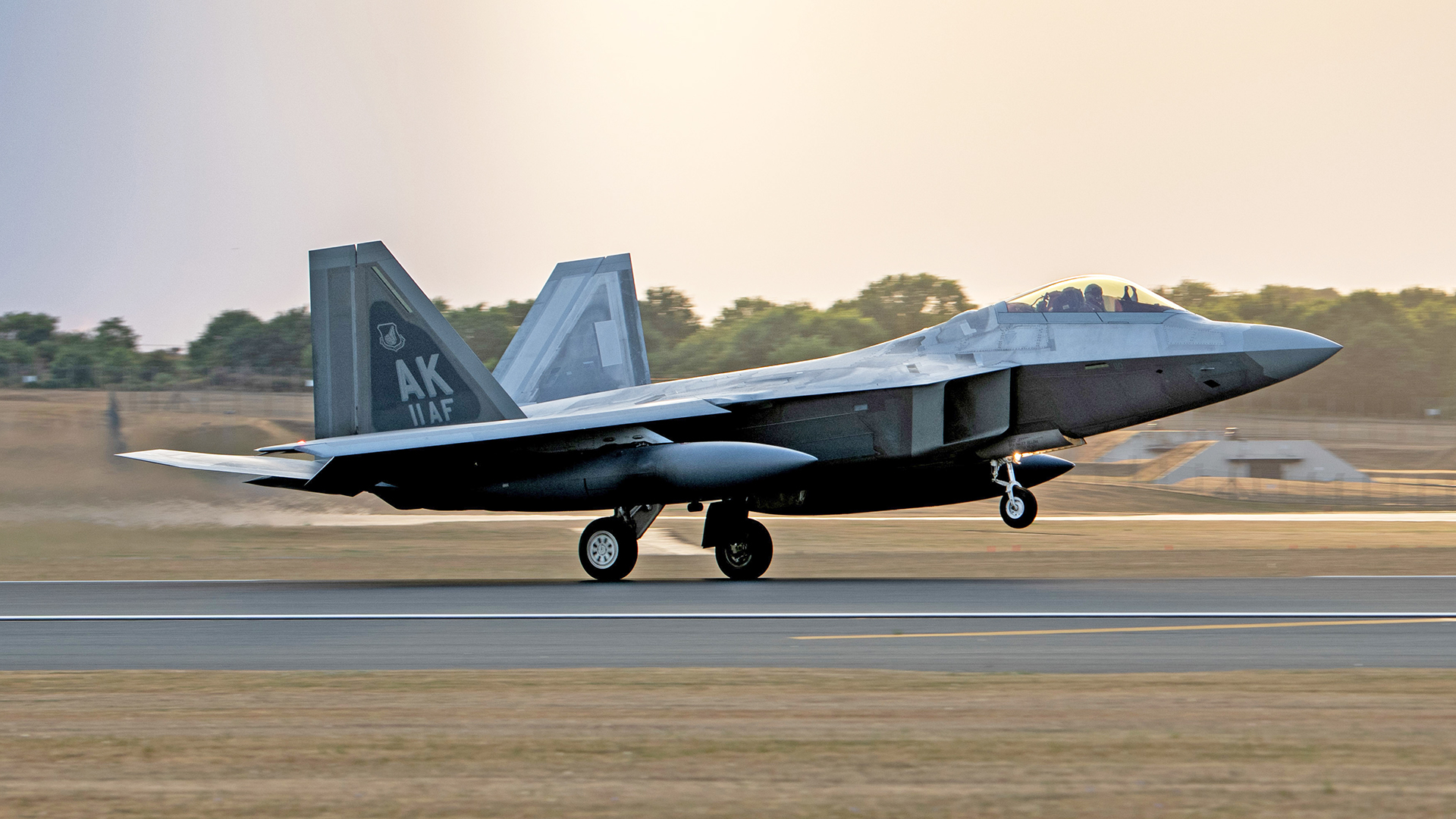 F 22 Raptors Are Heading To Poland