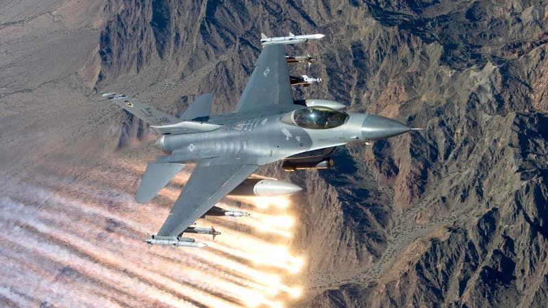 F-16