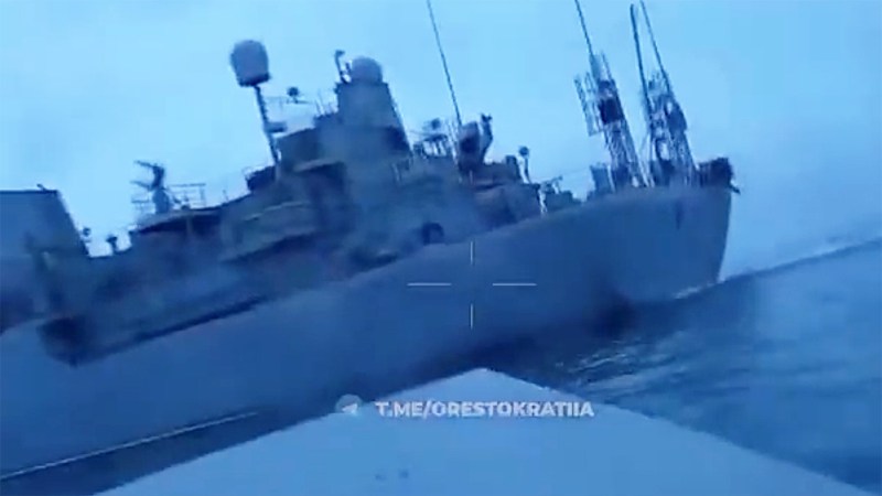 Russian’s New Combat Icebreaker Starts Sea Trials