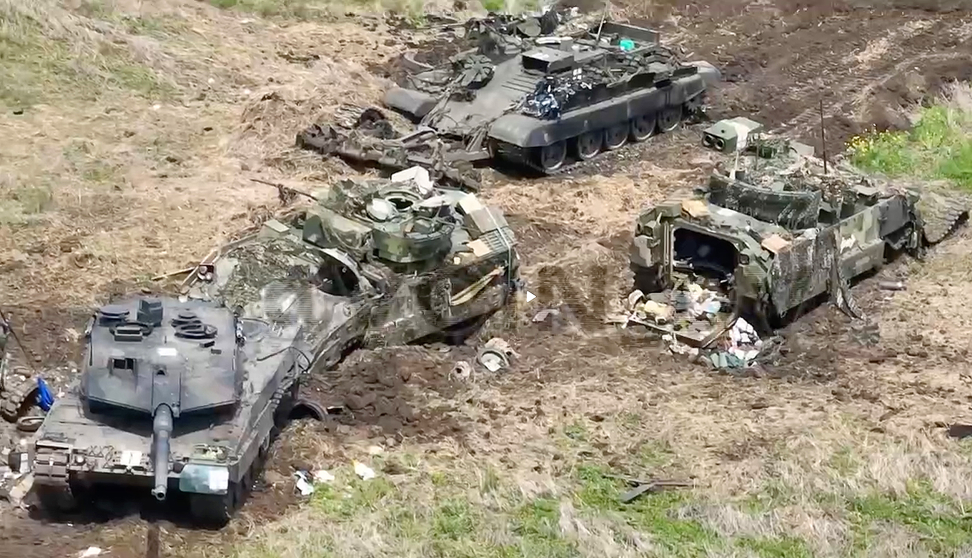 The first damaged Bradley Fighting Vehicles were seen on the battlefield.