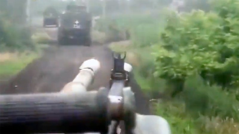 There is intense fighting along the Mokri Yaly River in Donetsk Oblast.