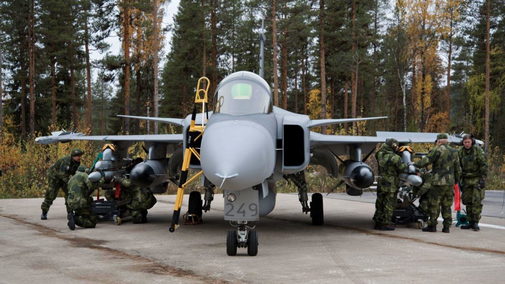 Saab remote base Gripen