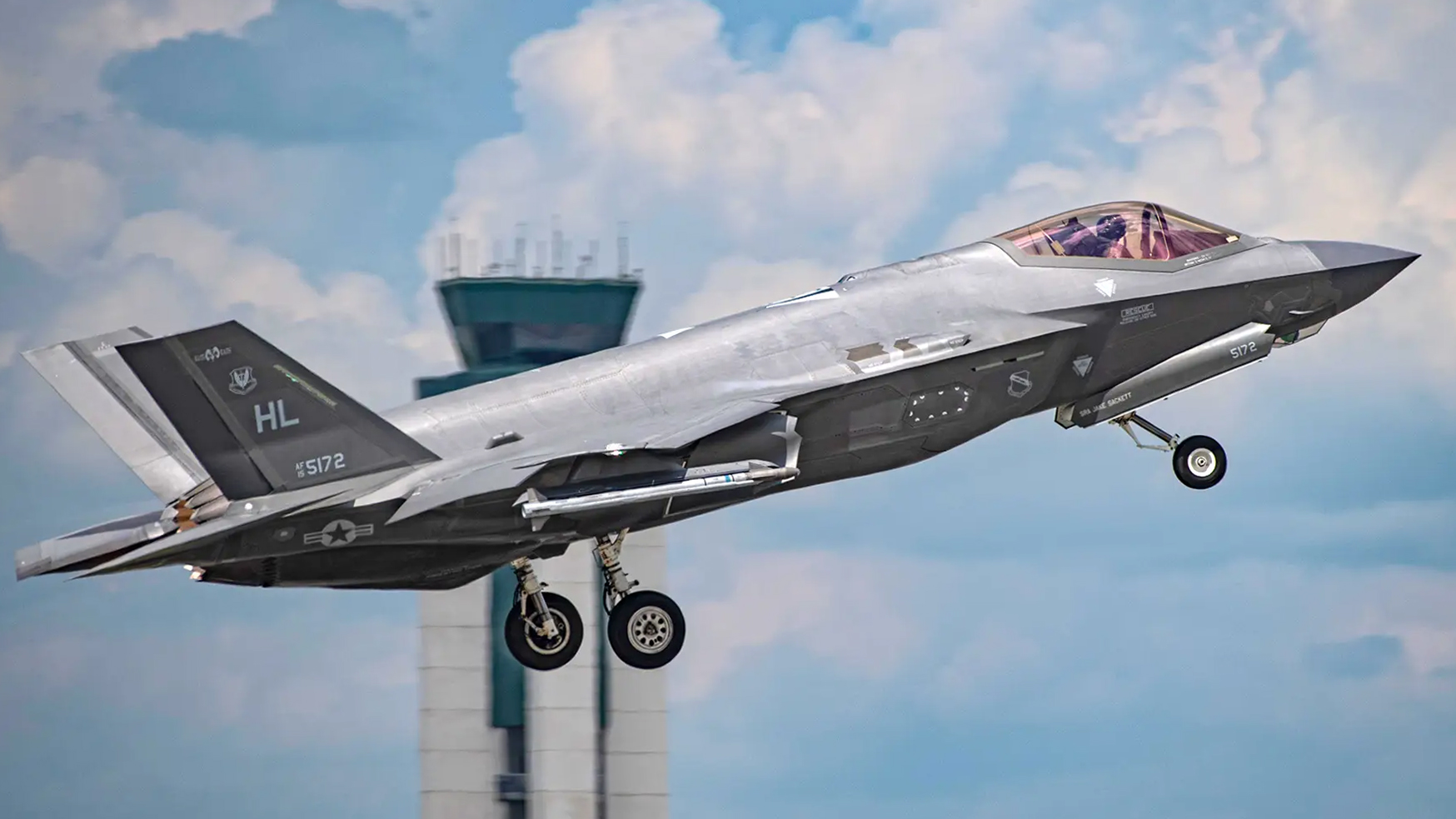 F-35 getting airborne