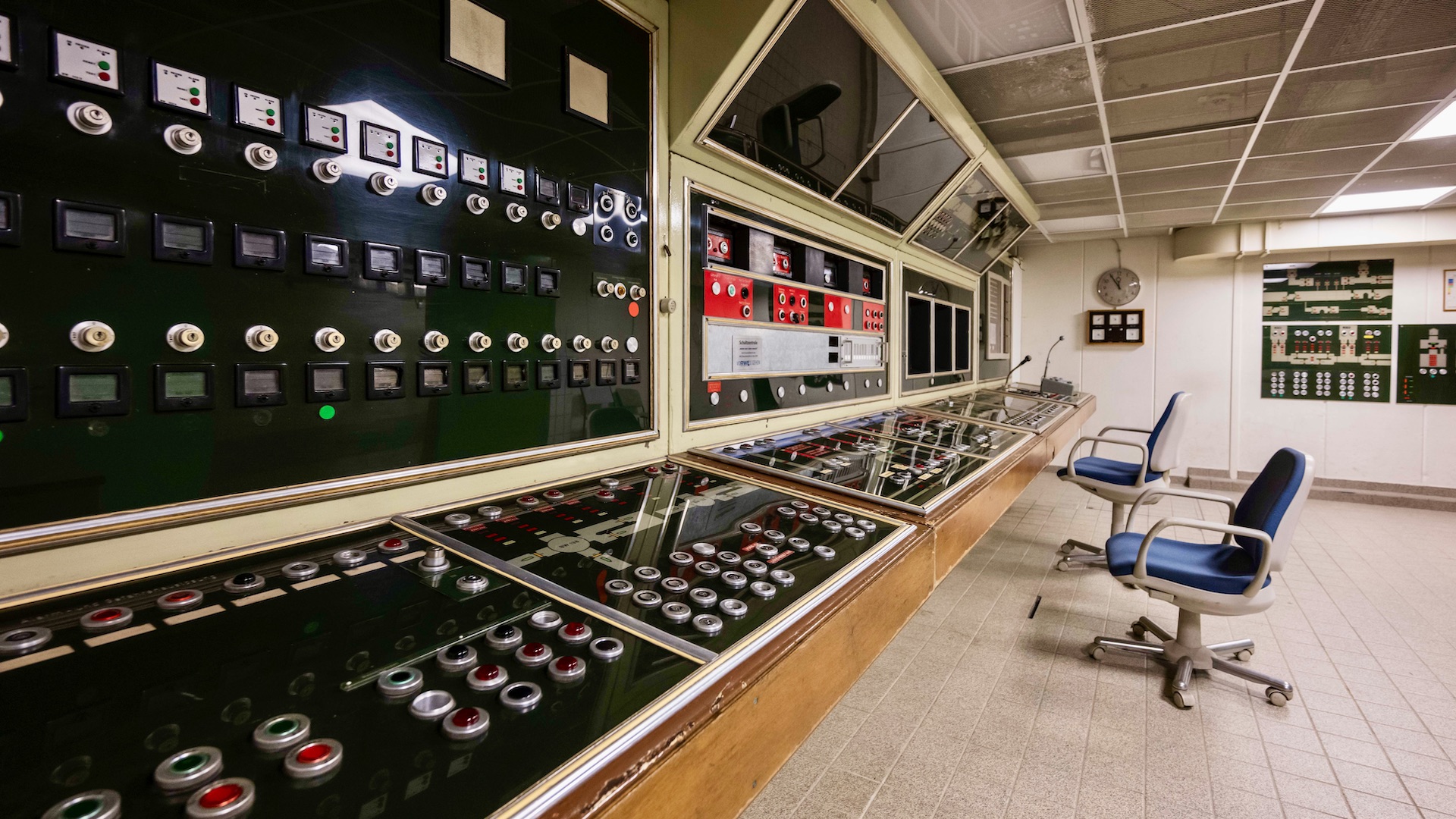 BAD NEUENAHR-AHRWEILER, GERMANY - MAY 03: The command central of the Cold War-era former West German government bunker pictured on May 03, 2023 near Bad Neuenahr-Ahrweiler, Germany. The bunker, built at the site of a railway tunnel inside hills, had the capacity to sleep 936 people, had over 800 office rooms and would have served as a shelter to keep the West German government functioning in the event of war. Russia's current war in Ukraine and its recent stationing of nuclear missiles in Belarus has revived memories of the Cold War. Both West and East Germany had extensive bunker systems that Germany's post-reunification government chose to abandon in 2007, citing the post-Cold War era peace dividend and claiming that bunkers would be largely useless in the event of a nuclear war anyway. (Photo by Thomas Lohnes/Getty Images)