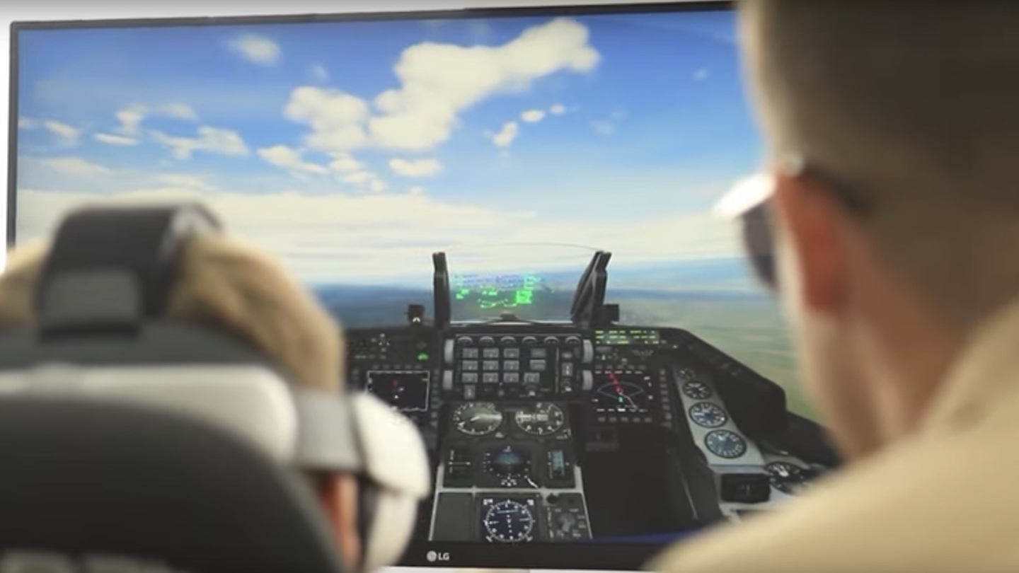 Ukrainian pilots are spending their down time training on F-16 virtual reality simulators.