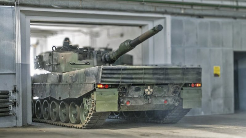 LEOPARD 2 UKRAINE