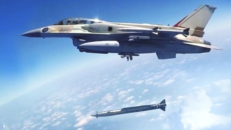 Watch A Ukrainian MiG-29 Toss A Bomb Across The Front Lines