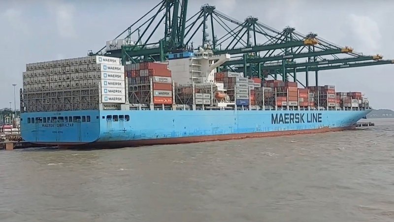 The Maersk Gibraltar came under attack by a Houthi missile Thursday.