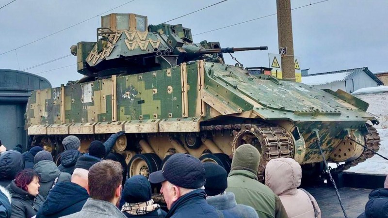 Captured Ukrainian M2 Bradley Paraded On Russian Propaganda Train