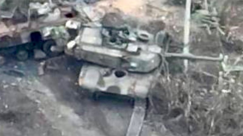 M1 Abrams lost on the battlefield in Ukraine after hitting a mine.