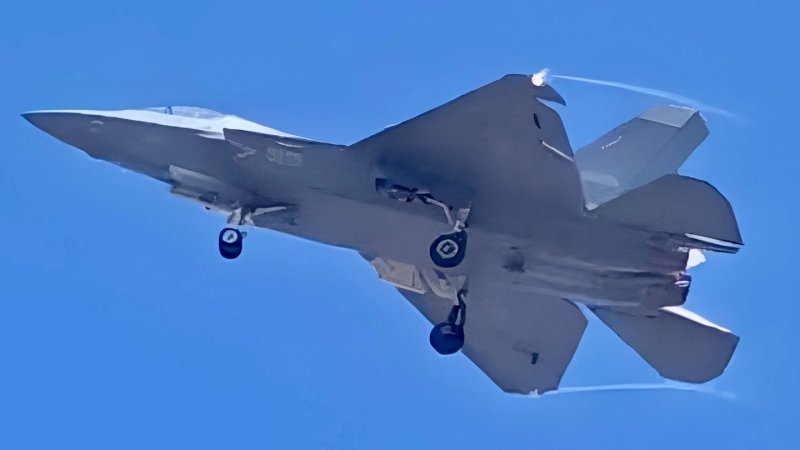 A prototype J-35 stealth flghter in flight