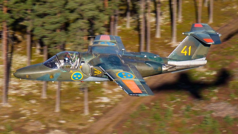 Sweden has retired its long-serving SAAB 105 trainer.