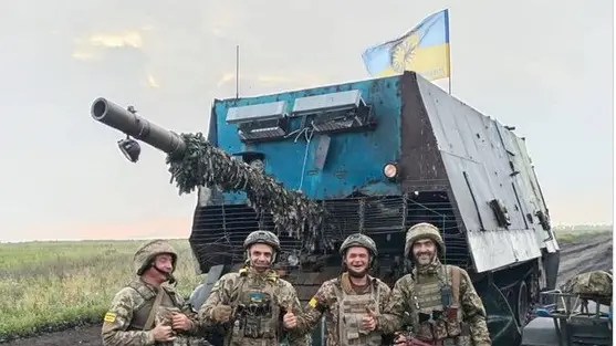 Ukraine Captures Its First Russian Turtle Tank