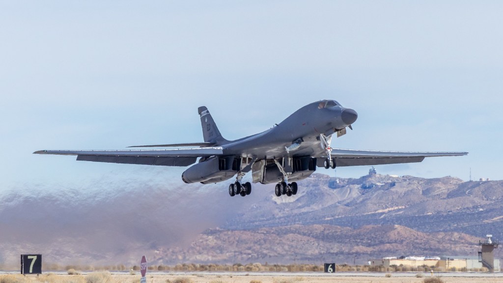 B-1B Tests New Pylon That Could Drastically Increase Its Weapons ...