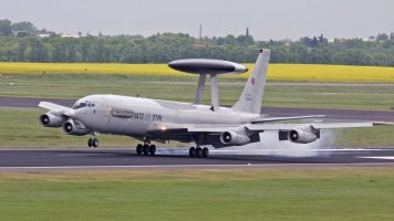 The security alert at Geilenkirchen Air Base in Germany last week, which you can read more about here, was due to fears of a possible Russian drone attack, according to multiple German media reports. The latest development comes amid growing fears of Russian-inspired aggression against Germany, including drones, but also various other ‘hybrid warfare’ tactics. As the main operating base for NATO’s fleet of E-3 Sentry Airborne Warning and Control System (AWACS), the base plays a critical role for the alliance — including around Ukraine.