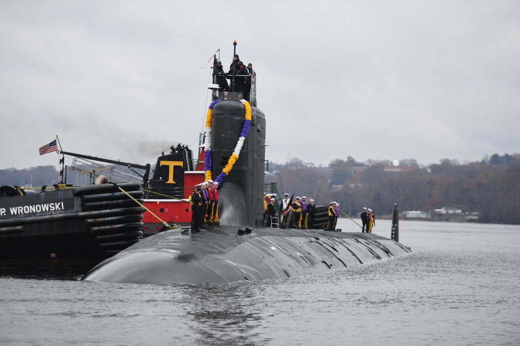 211126-N-GR655-036 GROTON, Conn. (November 26, 2021) – The Virginia-class submarine USS Minnesota (SSN 783) prepares to moor pierside on board Naval Submarine Base New London in Groton, Conn., Nov. 26. Minnesota and crew, operating under Submarine Squadron (SUBRON) FOUR, returned to homeport from a scheduled seven-month deployment in support of the Navy's maritime strategy of supporting national security interests and maritime security operations. (U.S. Navy photo by Chief Petty Officer Joshua Karsten/RELEASED)