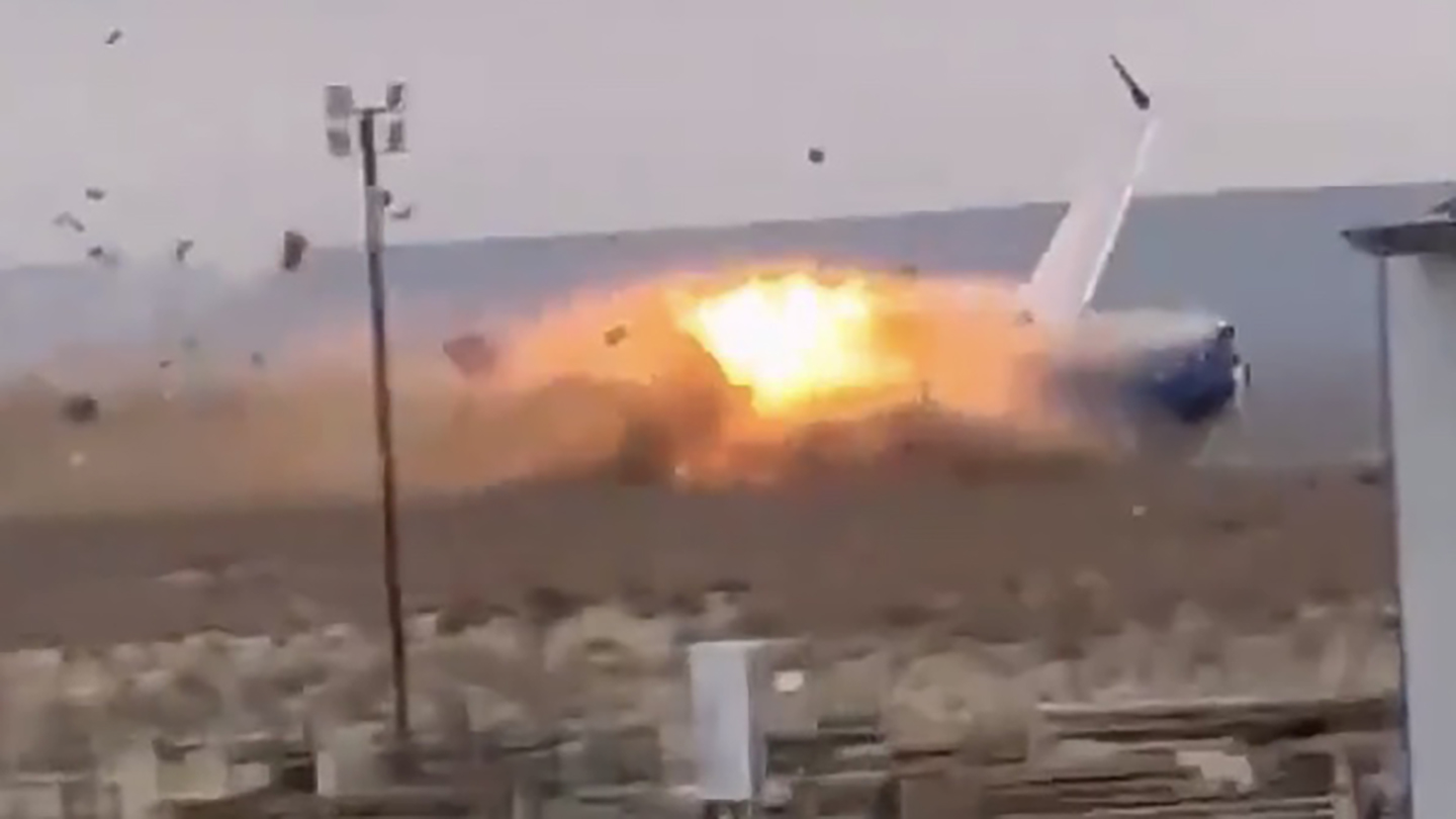 Early reports indicate a Russian SAM system downed an Azerbaijanian Airlines flight Wednesday.