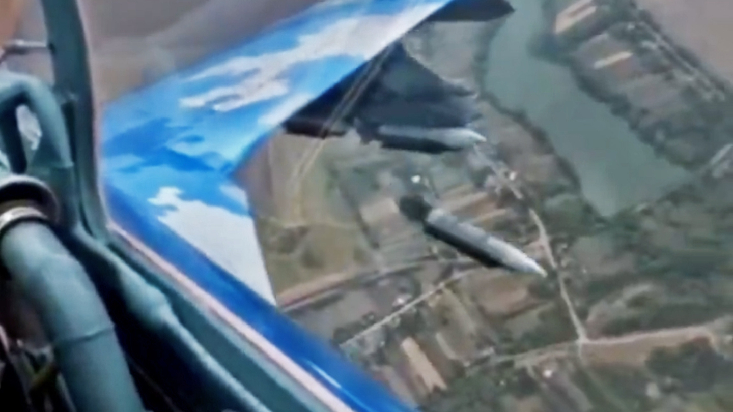 A recently released video from the cockpit of a Ukrainian Air Force Su-27 Flanker provides an unprecedented close-quarters view of the fighter lobbing GBU-39/B Small Diameter Bombs (SDB) toward a Russian target.