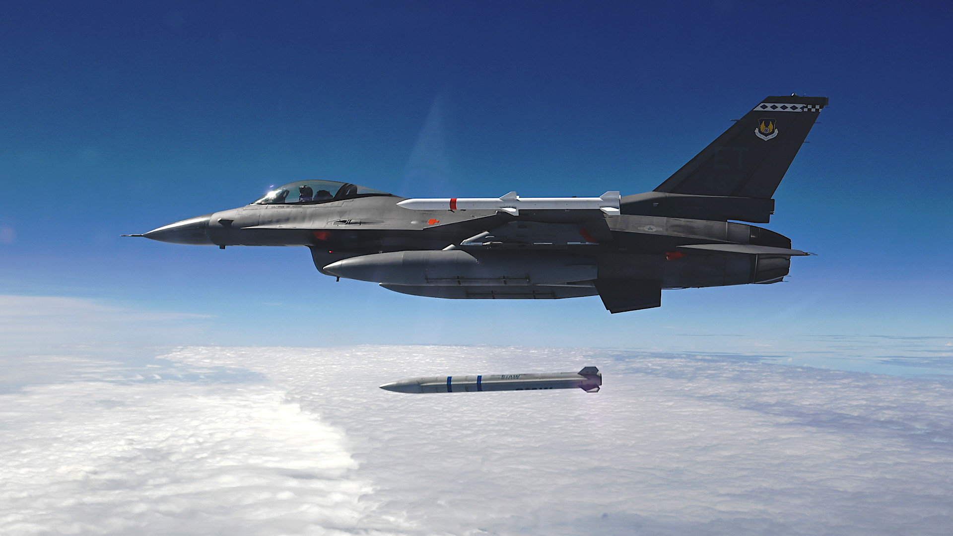 A U.S. Air Force F-16C Viper fighter has conducted the first release of a test version of the Stand-in Attack Weapon (SiAW) missile.