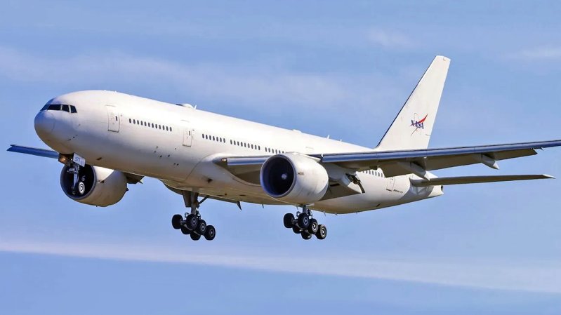 NASA’s new flying laboratory, an ex-commercial Boeing 777 airliner, has arrived in Waco, Texas, for modifications ahead of its entry to service. The aircraft will replace the agency’s now-retired Douglas DC-8.