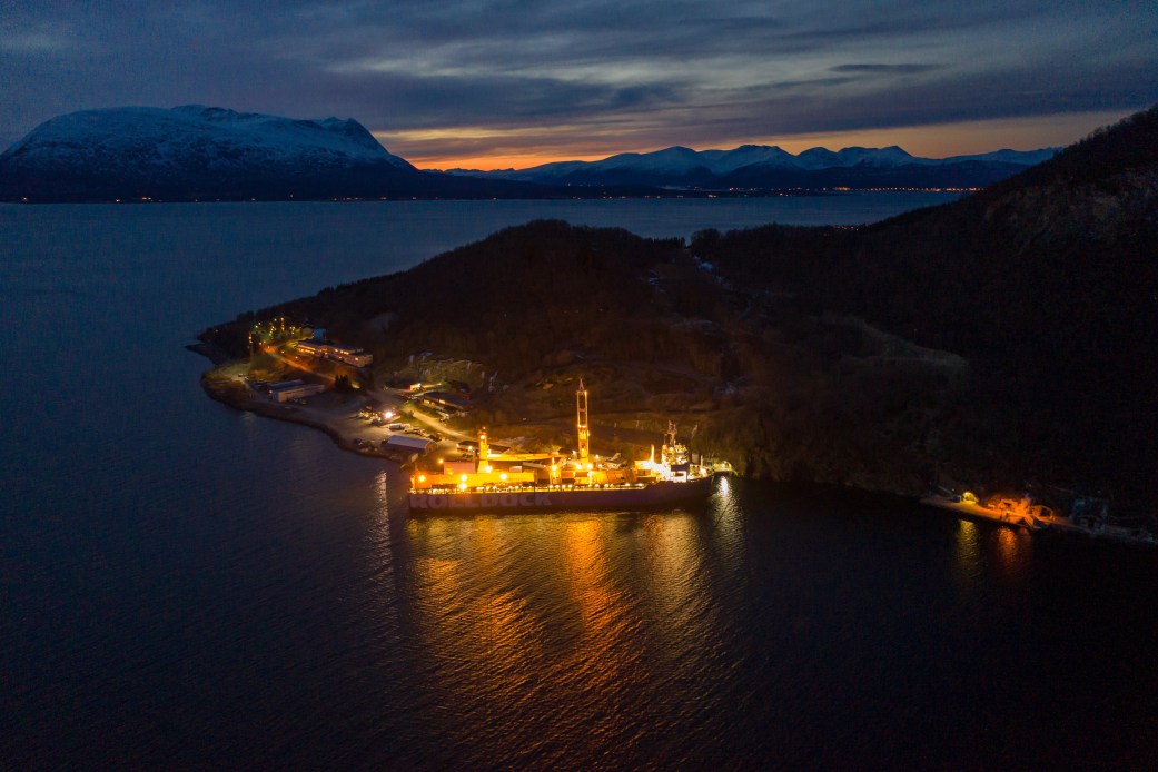 U.S. Navy Still Wants To Operate Out Of This Norwegian Submarine Cave ...