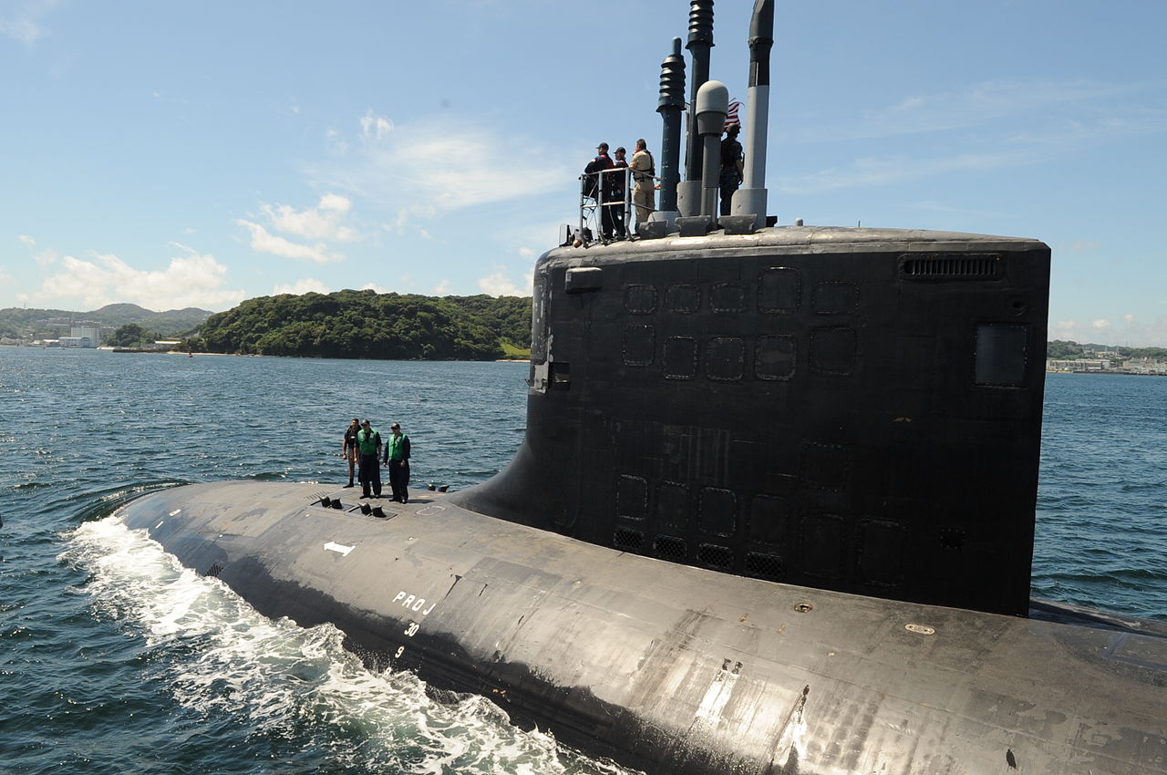 message-editor%2F1561231876827-1280px-us_navy_100903-n-9204b-002_the_virginia-class_attack_submarine_uss_hawaii_ssn_776_transits_tokyo_bay.jpg