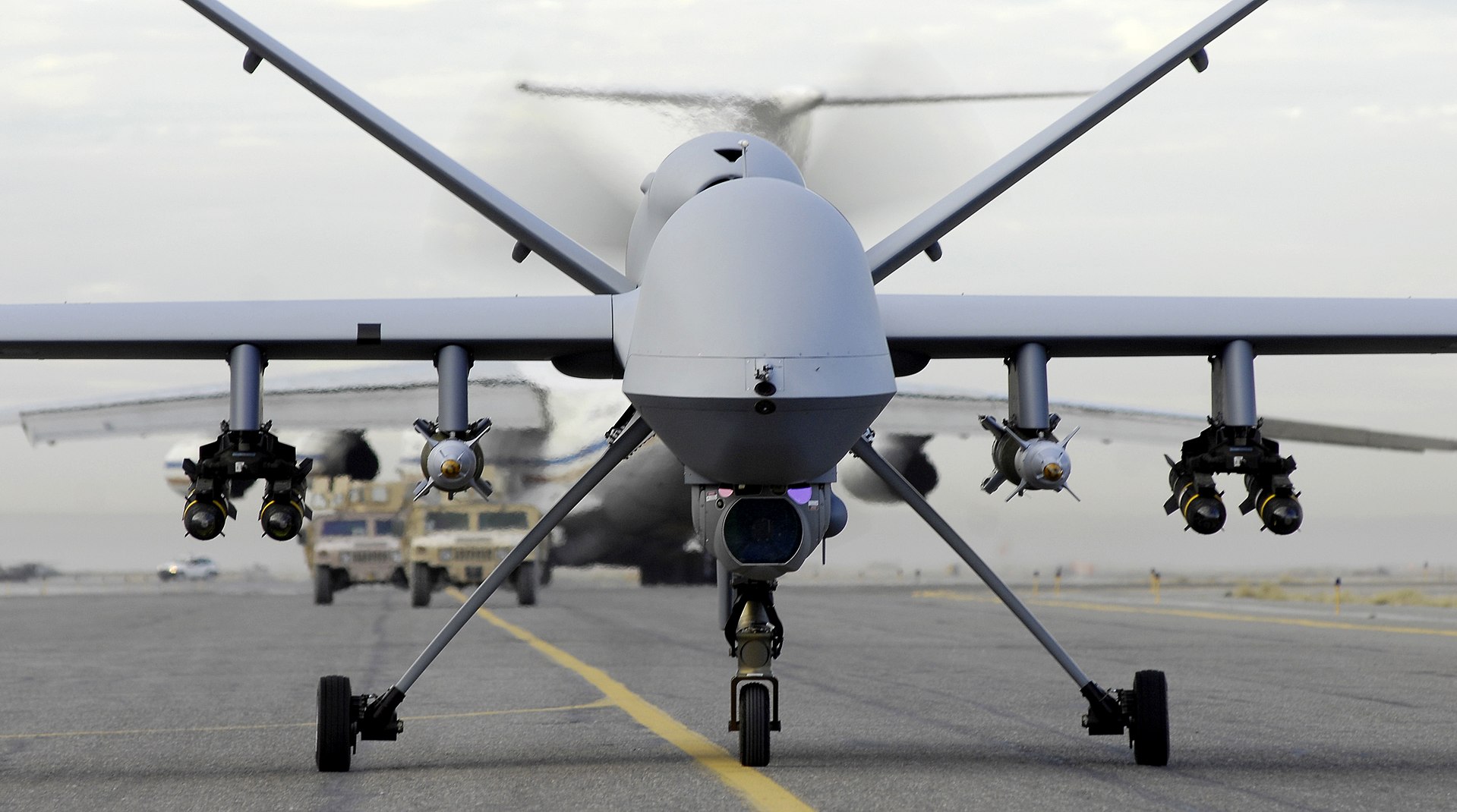 message-editor%2F1575764001733-1920px-mq-9_reaper_taxis.jpg