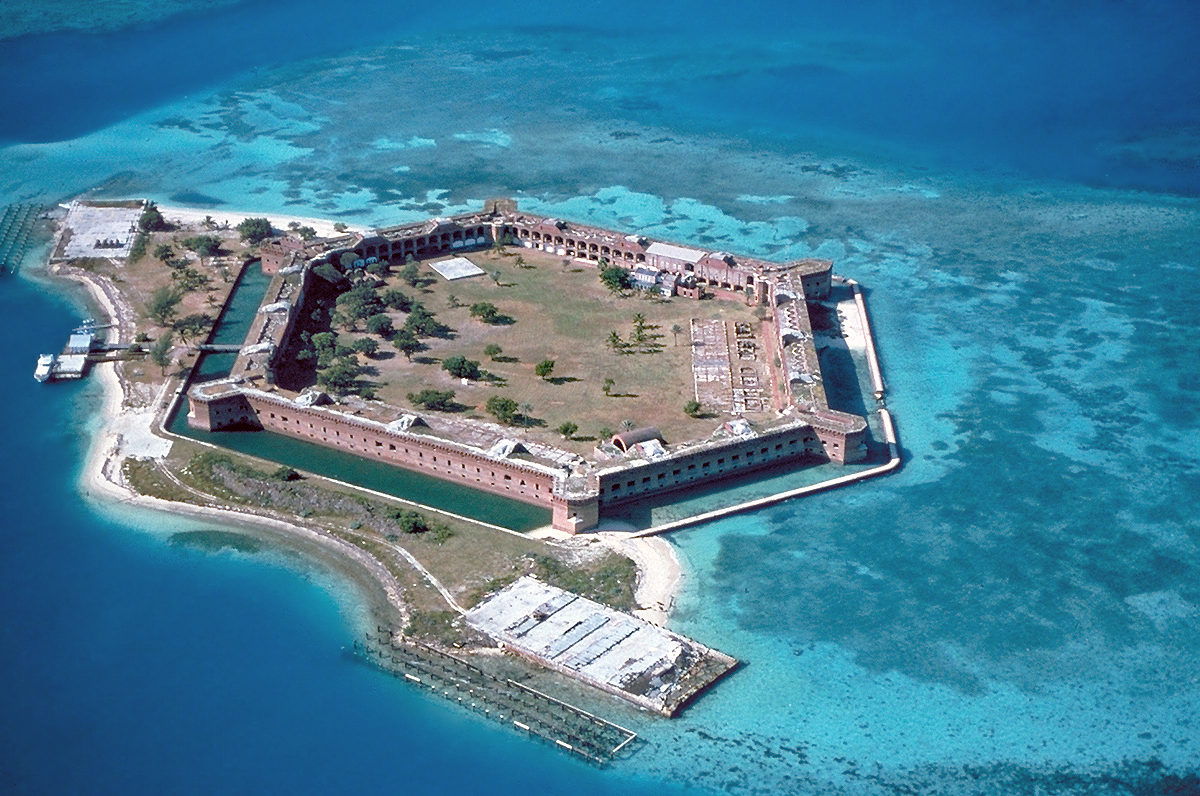 message-editor%2F1597880601759-fort-jefferson_dry-tortugas.jpg