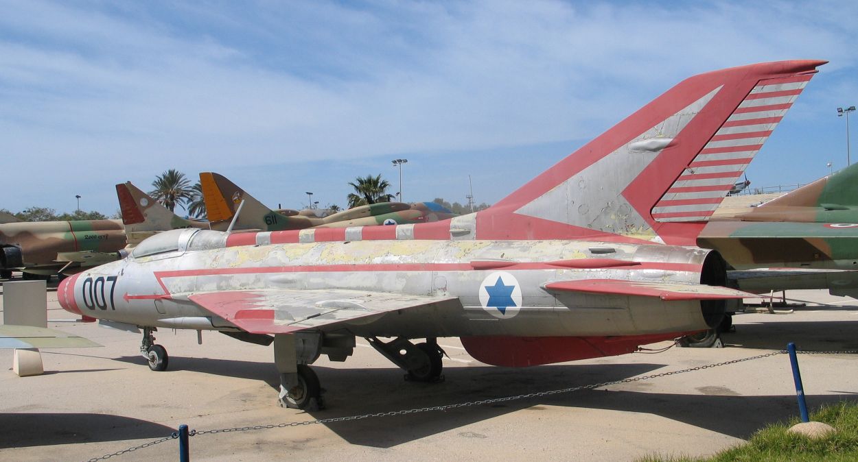 message-editor%2F1604337833331-mig-21f-hatzerim-2.jpg