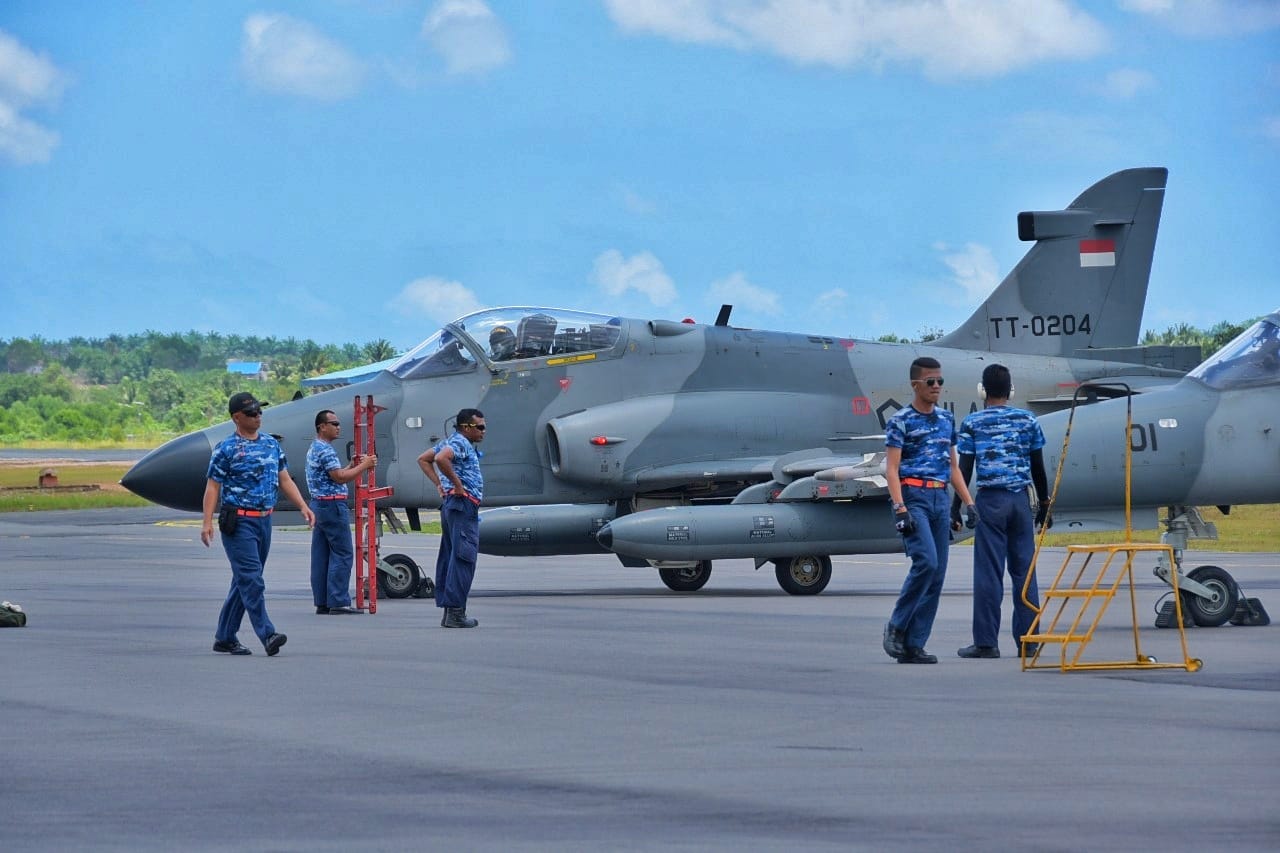 message-editor%2F1606850864564-indonesian-air-force-hawk-209.jpg