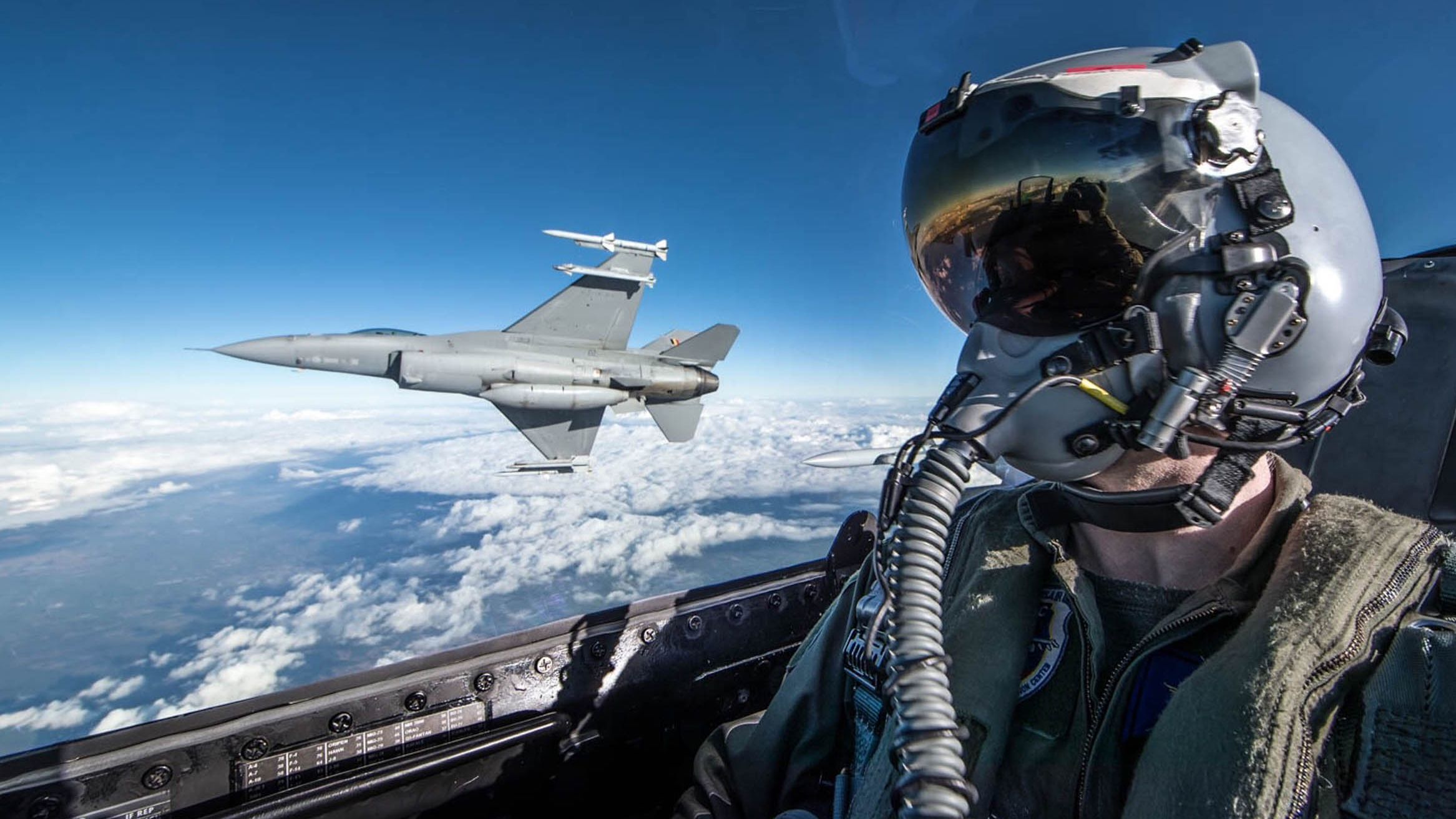 message-editor%2F1615386333435-belgianf-16cockpit.jpg