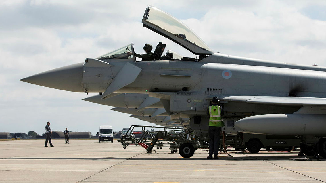 message-editor%2F1626878391057-raf_coningsby_flight_line.jpg