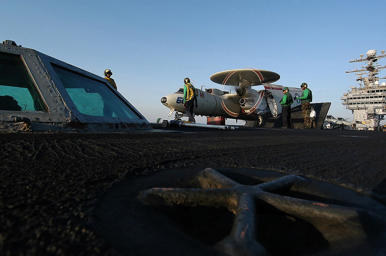 message-editor%2F1628700416962-us_navy_040617-n-6278k-014_flight_deck_crew_members_prepare_to_launch_an_e-2c_hawkeye_assigned_to_the_bluetails_of_carrier_airborne_early_warning_squadron_one_two_one_vaw_121.jpeg