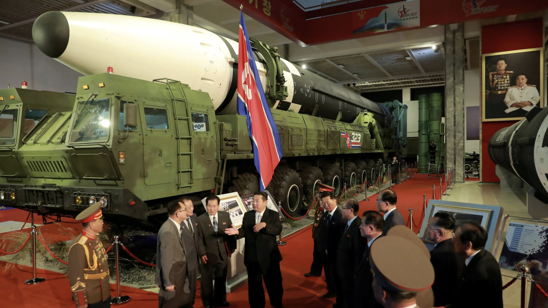 message-editor%2F1634055379176-north_korean_icbm_exhibition.jpg