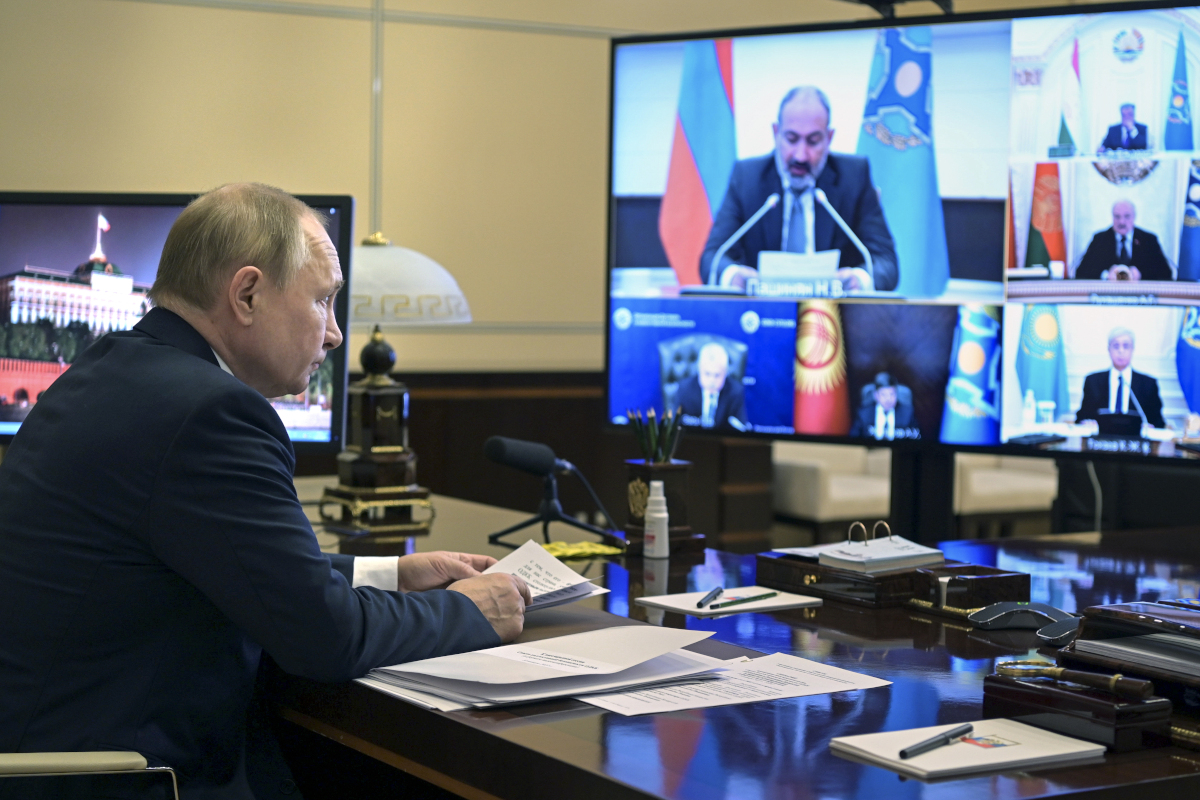 message-editor%2F1641846935781-putin-csto-leaders.jpg