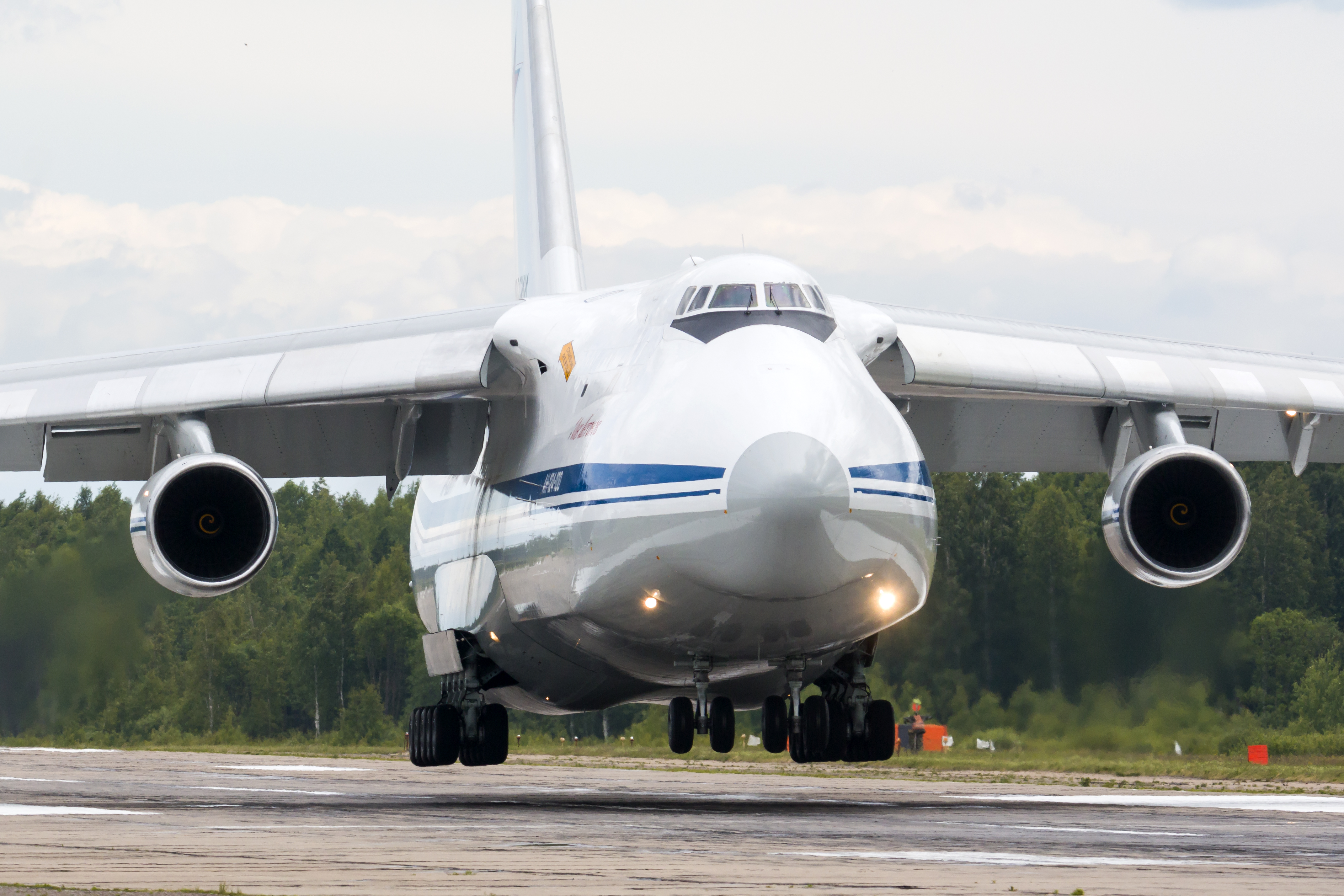 message-editor%2F1646232755824-antonov_an-124_42671166662.jpg