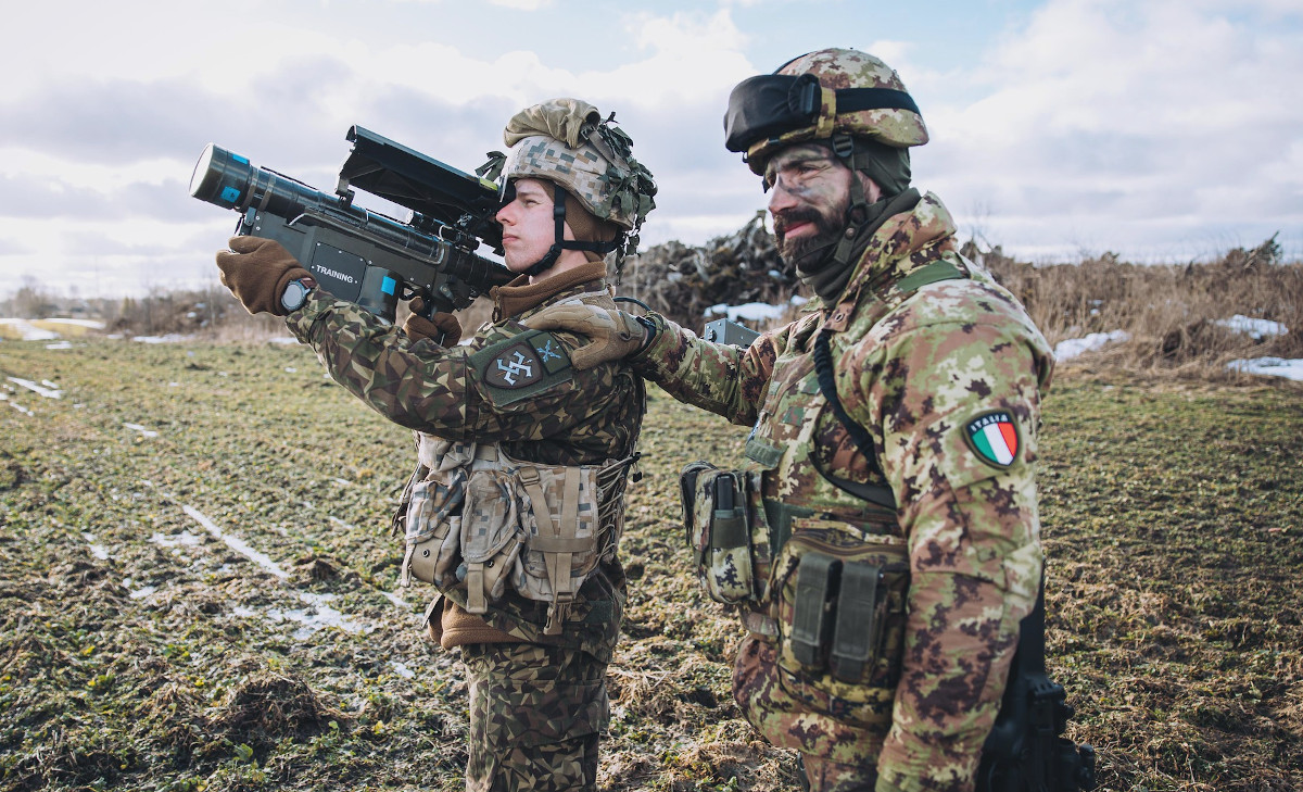 message-editor%2F1646507956826-latvia-italy-stinger-training.jpg