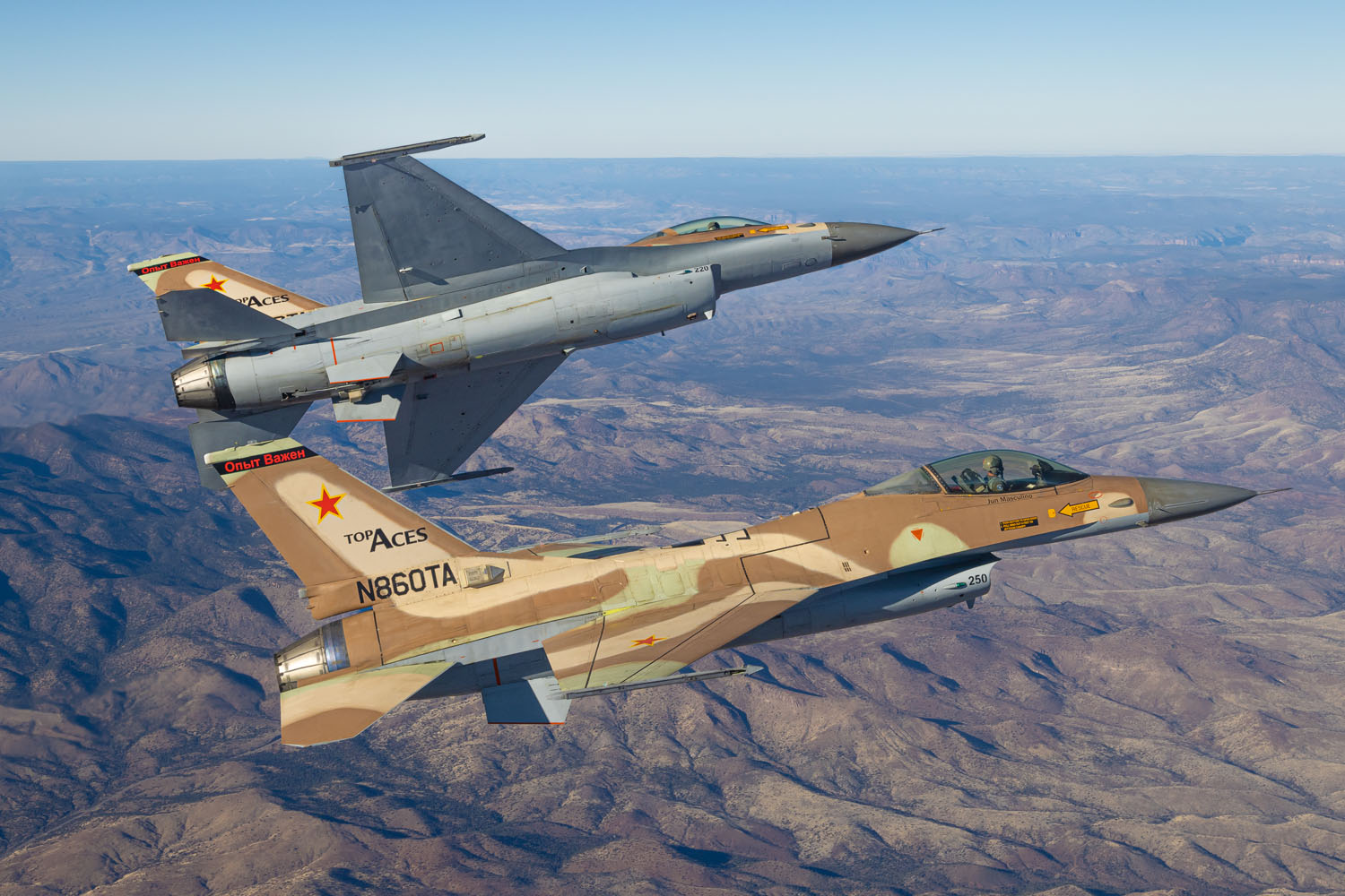 Inside The World's Only Privately Owned F-16s That Are Flying As ...