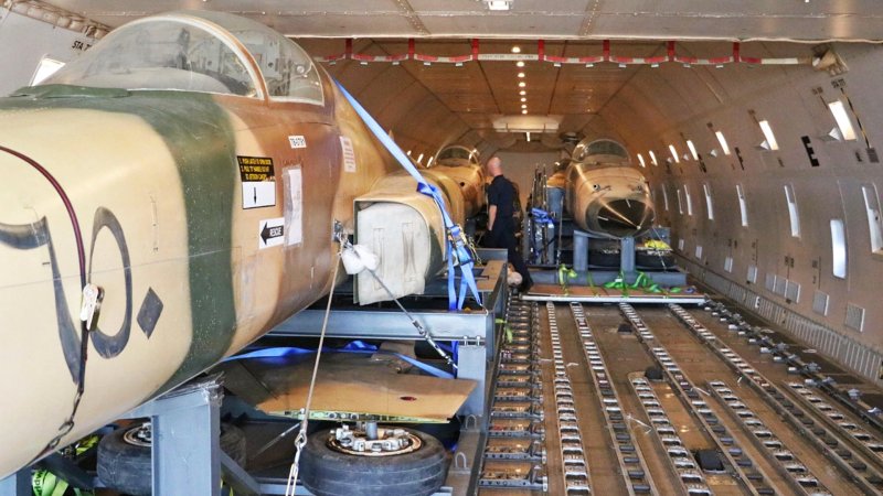 Four F-5E Tiger IIs Can Fit Inside a Boeing 747