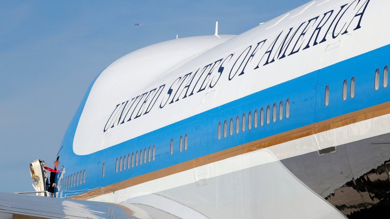 A Simple Screw Up Caused $4 Million in Damage to Air Force One