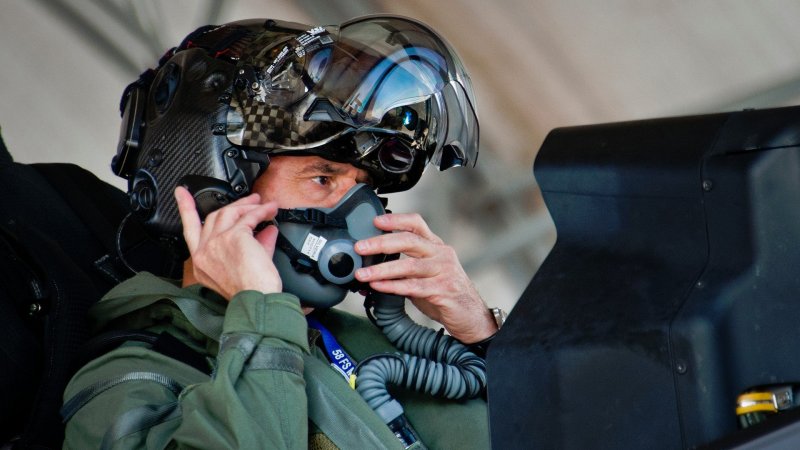 USAF and USN Try New Fixes But Still Struggle With Aircraft Oxygen Woes