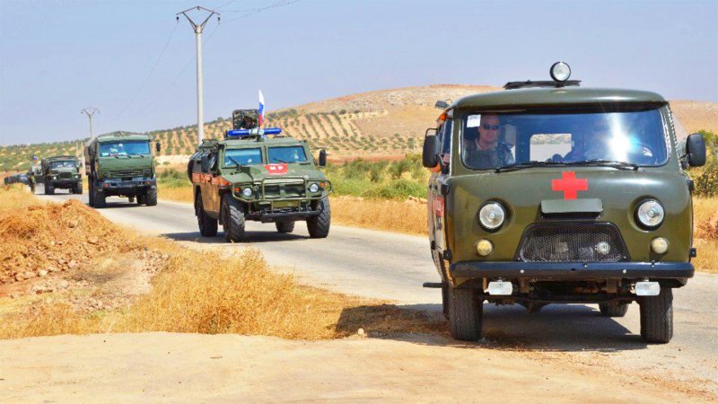 Russian Armor Rolls Into Kurdish Town As US and Turkish-Backed Forces Skirmish