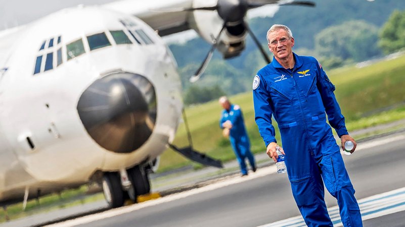 Lockheed’s Wayne Roberts On Looping The Hercules, Test Flying, And All Things C-130