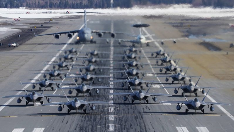 24 F-22 Raptors Do The “Elephant Walk” In Alaska To Tout Their Readiness To Fight (Updated)