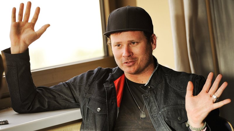 Tom DeLonge’s Origin Story For To The Stars Academy Describes A Government UFO Info Operation