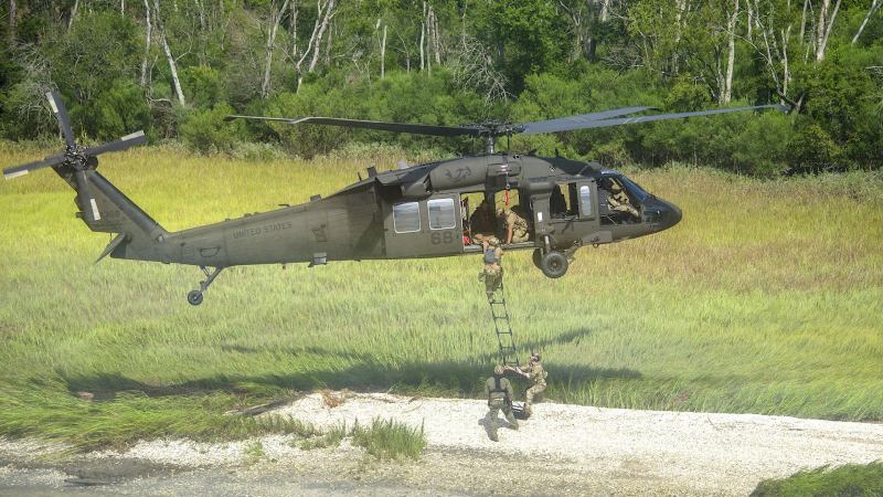 This Is Our Best Look Yet At The Elite FBI Hostage Rescue Team’s UH-60 Black Hawks
