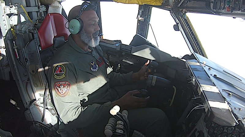 Watch NBA Legend Karl Malone Take The Controls Of A B-52 Bomber In Flight