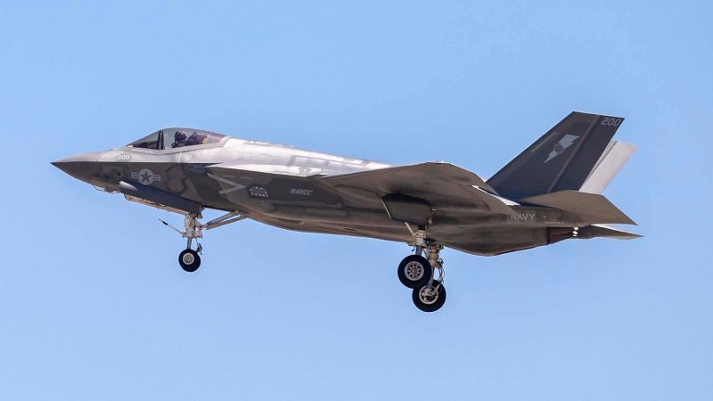 Topgun Receives Its First F-35C Lightning II