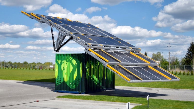 Modular Solar Generators Could Be Key In Helping Power Remote Bases During A Major Conflict