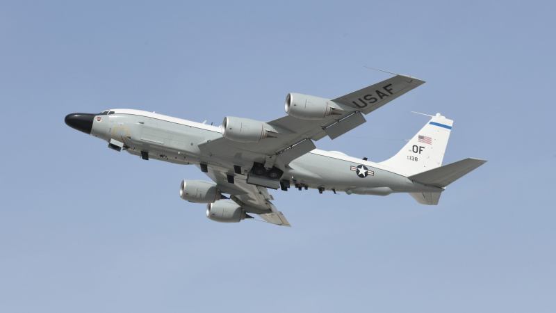 RC-135W Rivet Joint Spy Plane Is Flying Orbits Over Kabul (Updated)